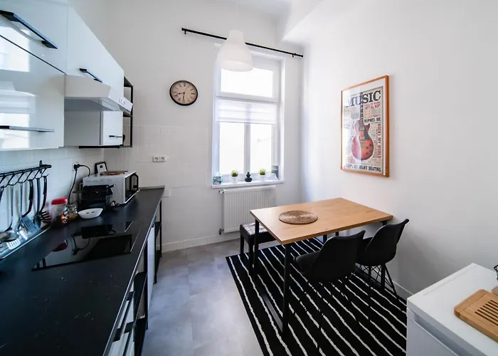 Cosy Rock Apartament *